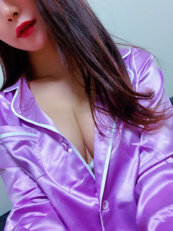 10/19デビュー池田みゆ